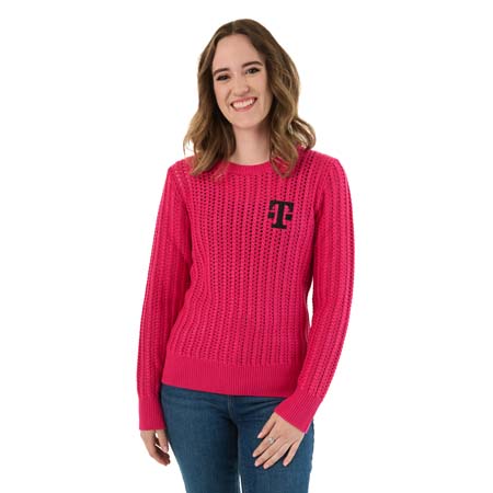 Women's Magenta Pullover Sweater